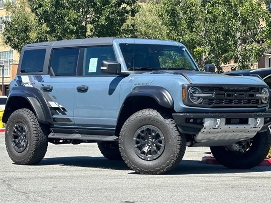 2024 Ford Bronco Raptor photo 1