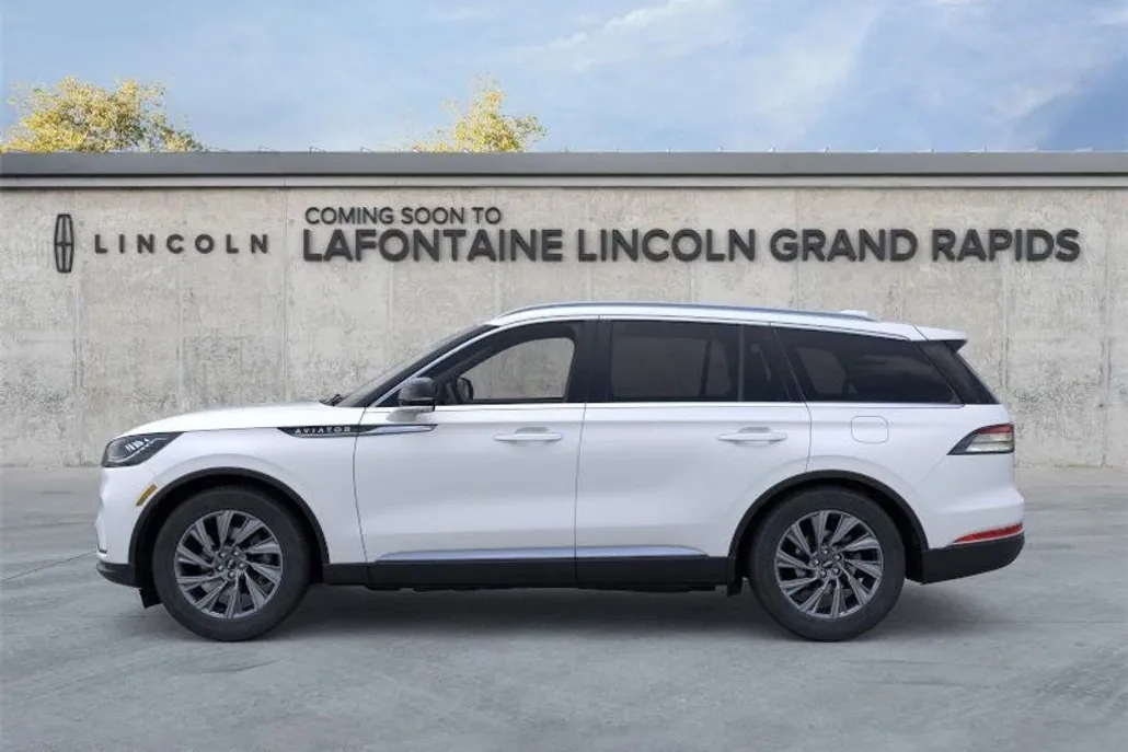 2025 Lincoln Aviator Premiere photo 1