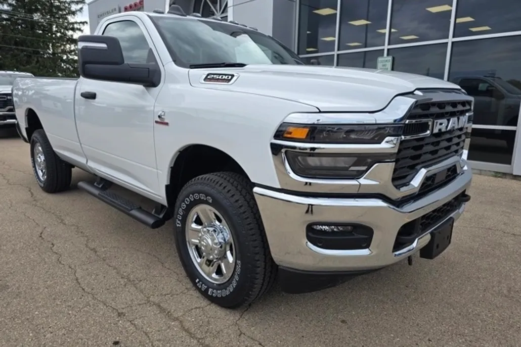 2025 Ram 2500 Tradesman photo 1