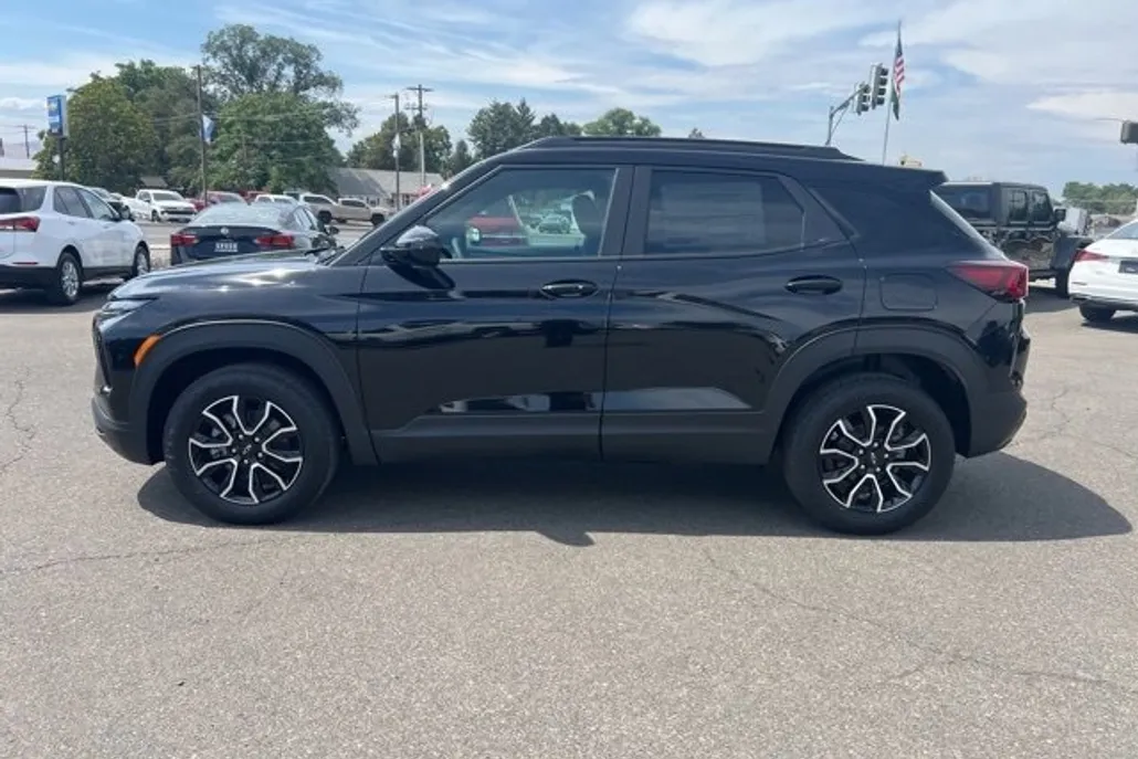 2026 Chevrolet Trailblazer ACTIV photo 1