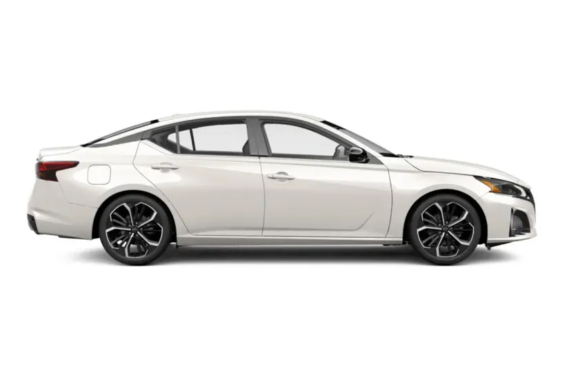 2025 Nissan Altima SR photo 1