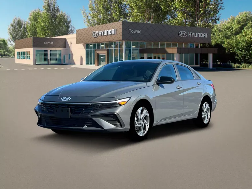 2025 Hyundai Elantra SEL Sport photo 1