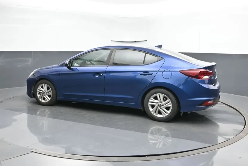 2019 Hyundai Elantra Value Edition photo 1