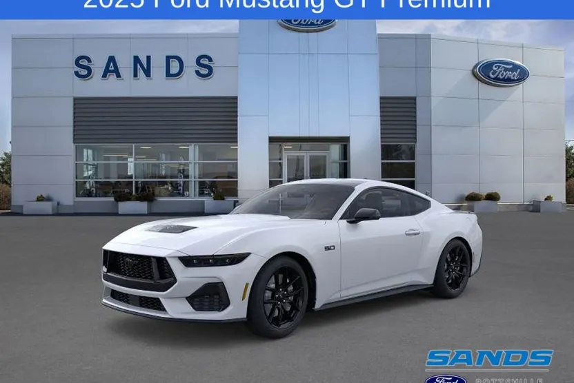 2025 Ford Mustang GT Premium photo 1