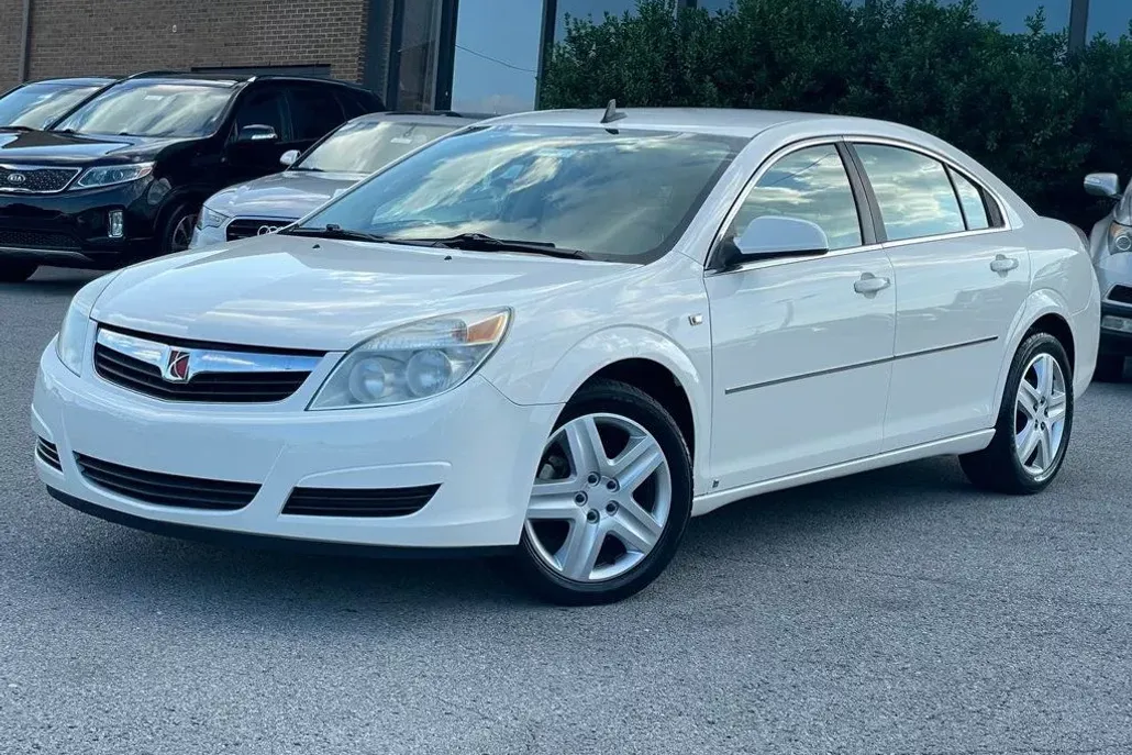 2008 Saturn Aura XE photo 1