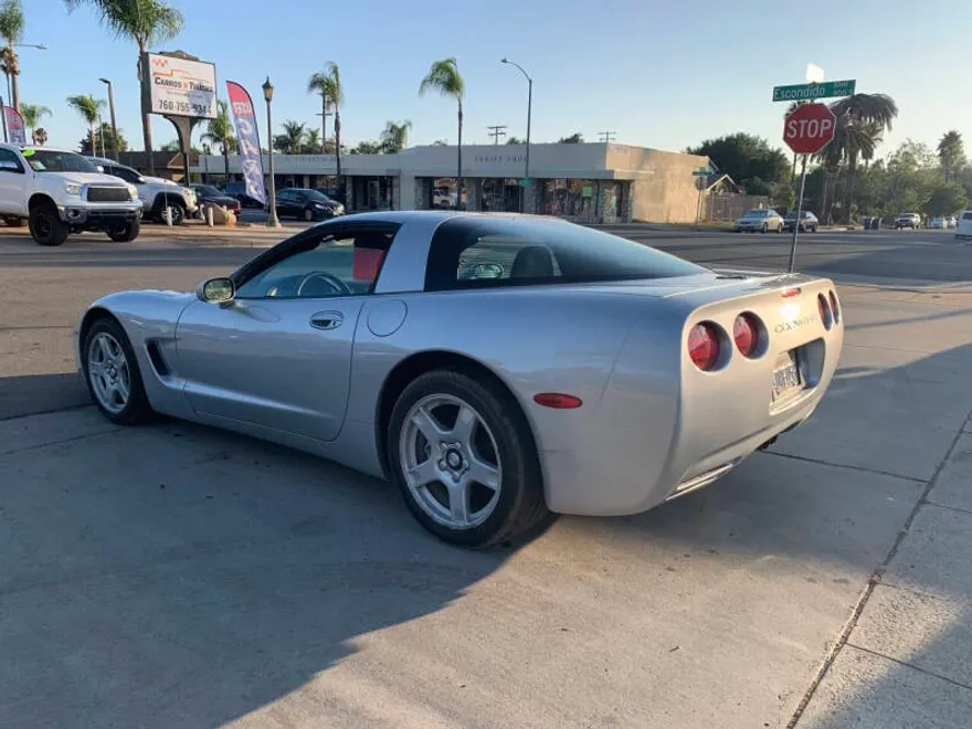 1999 Chevrolet Corvette photo 1
