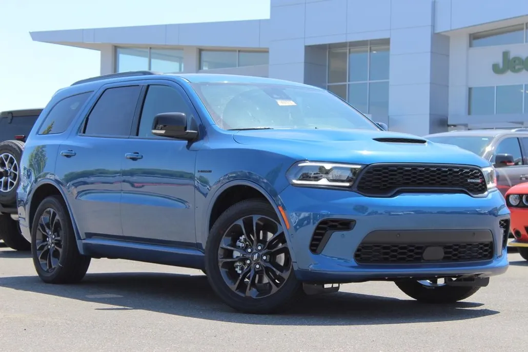 2025 Dodge Durango R/T Plus photo 1