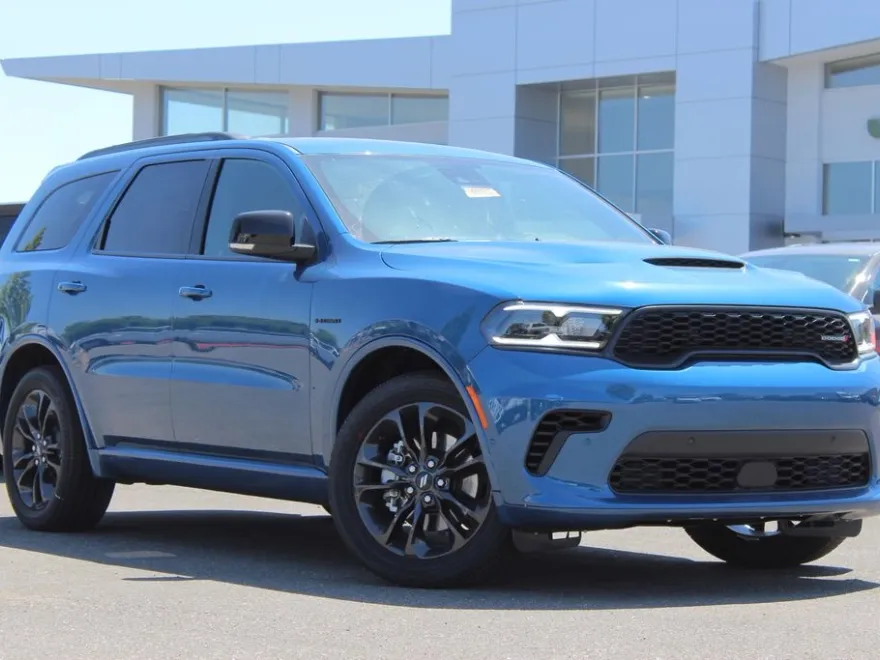 2025 Dodge Durango R/T Plus photo 1