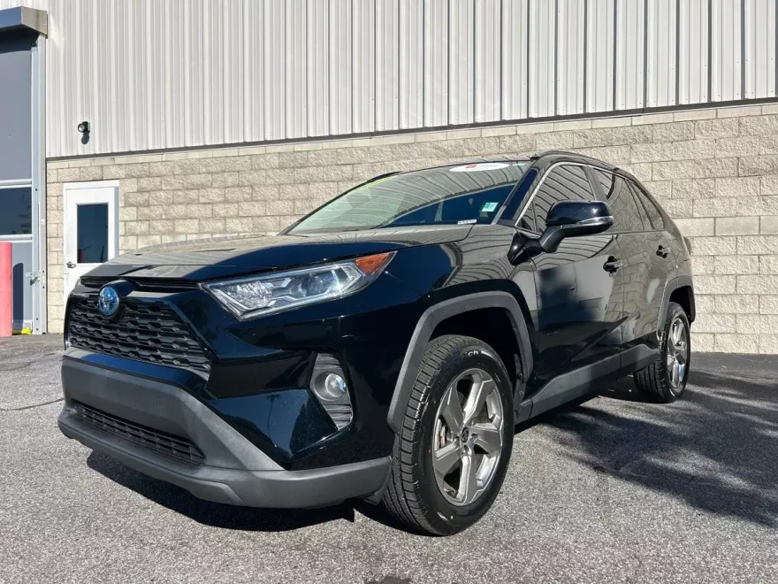 2021 Toyota RAV4 Hybrid XLE Premium photo 1