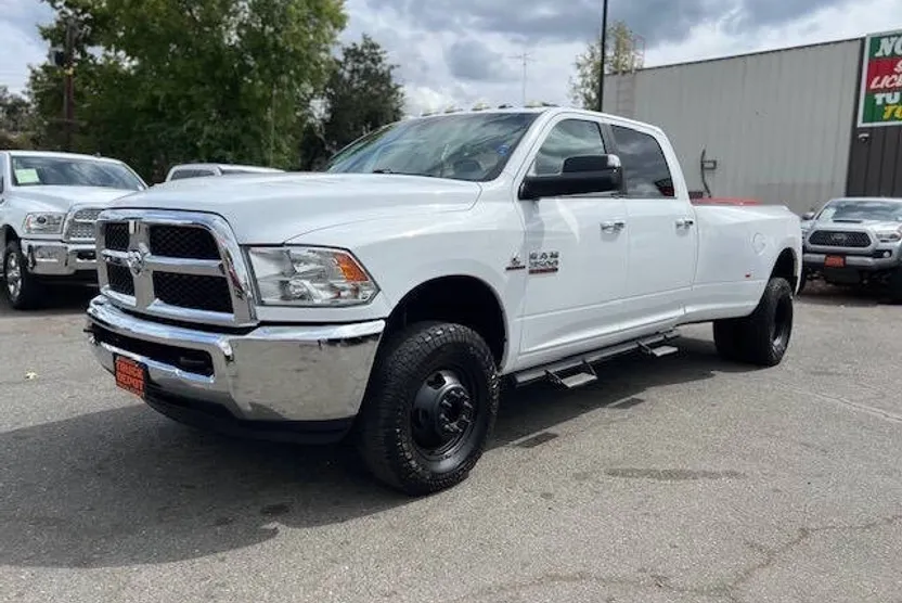2018 Ram 3500 SLT photo 1