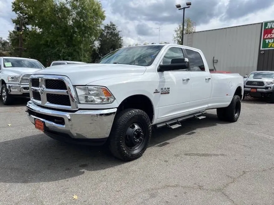 2018 Ram 3500 SLT photo 1