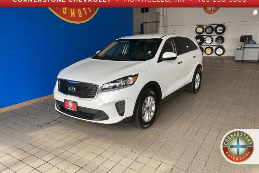 2019 Kia Sorento LX photo 1