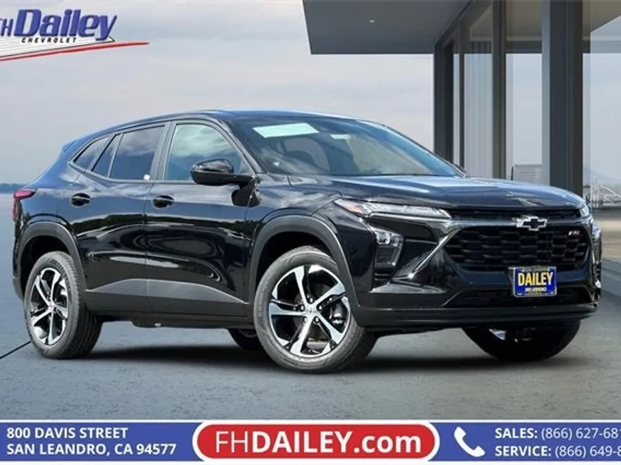 2025 Chevrolet Trax photo 1