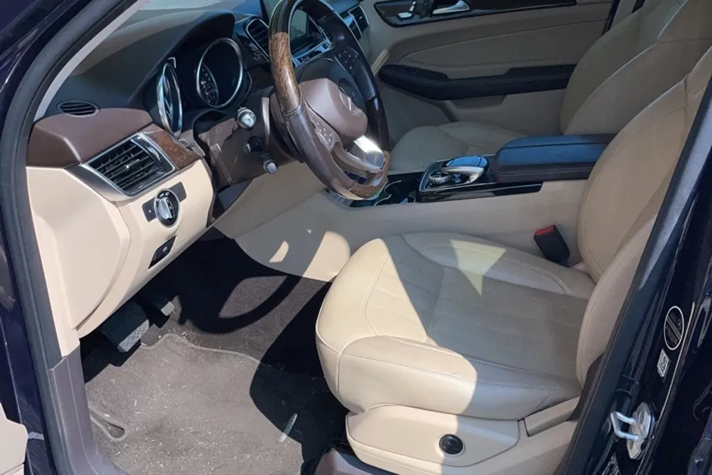 2016 Mercedes Benz GLE 350 4MATIC photo 1