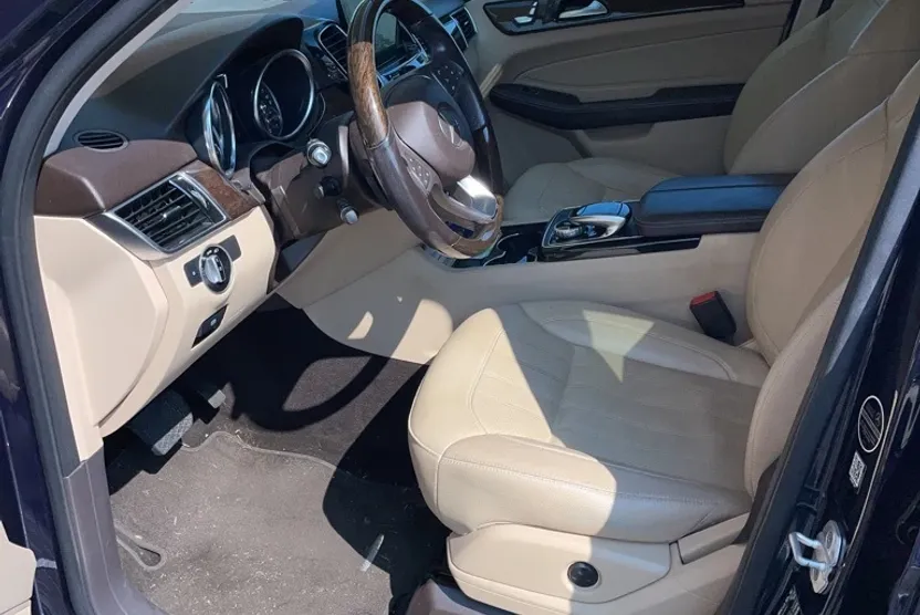 2016 Mercedes Benz GLE 350 4MATIC photo 1