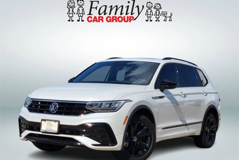 2024 Volkswagen Tiguan SE R-Line Black photo 1