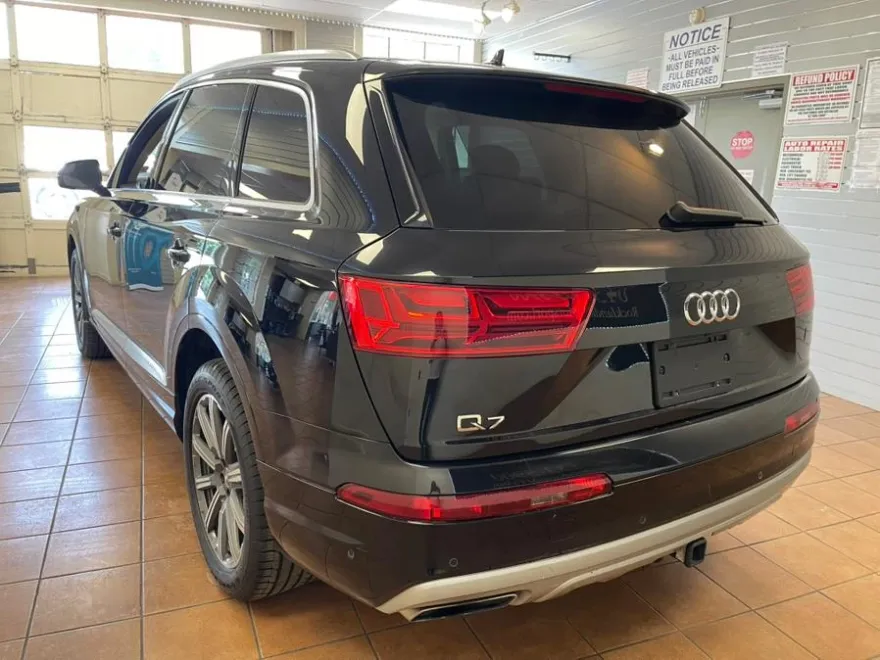 2019 Audi Q7 Premium Plus photo 10