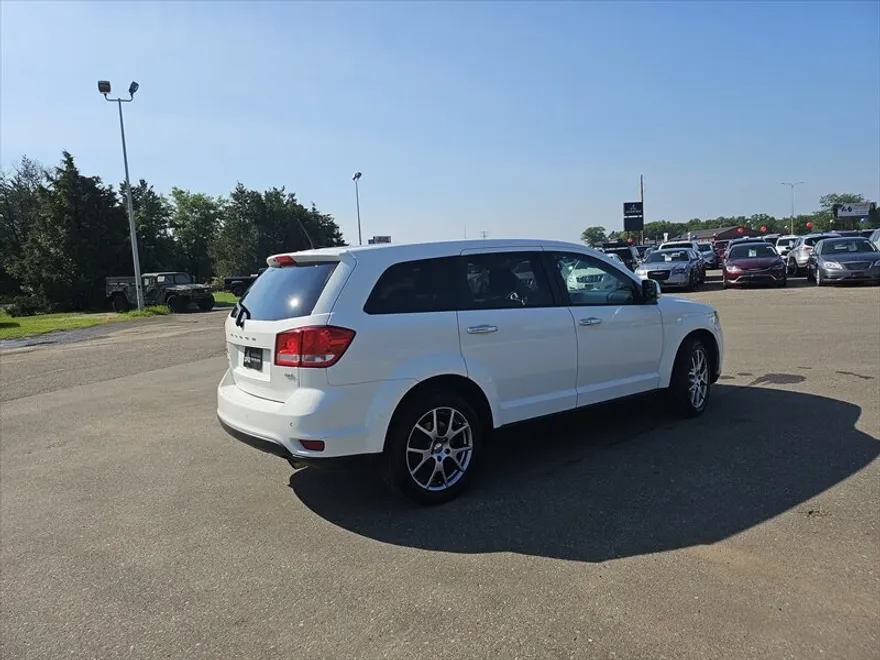 2016 Dodge Journey R/T photo 1