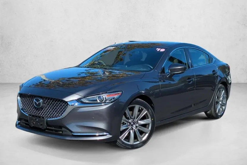 2019 Mazda Mazda6 Signature photo 1