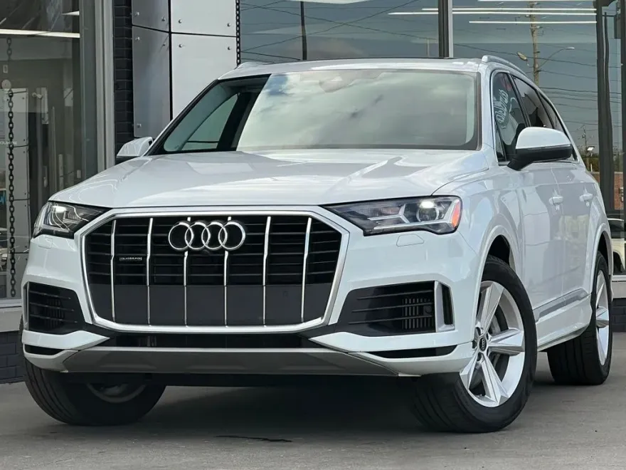 2023 Audi Q7 55 Premium photo 1