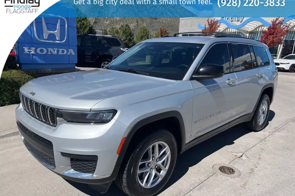 2021 Jeep Grand Cherokee Laredo photo 1