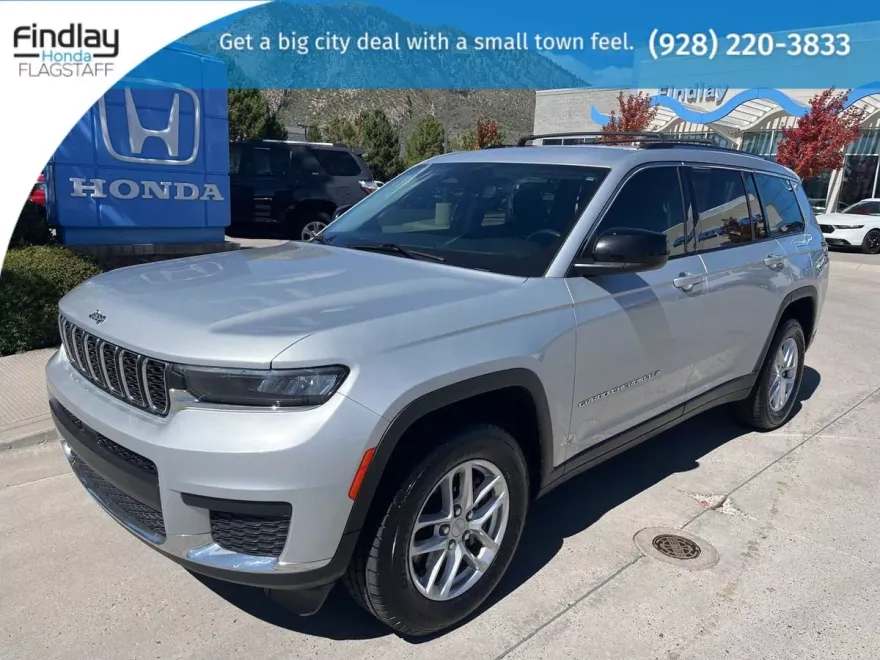 2021 Jeep Grand Cherokee Laredo photo 1