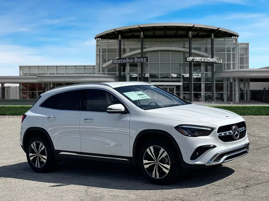 2025 Mercedes Benz GLA 250 photo 1