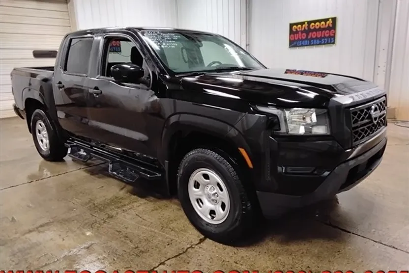 2022 Nissan Frontier S photo 1