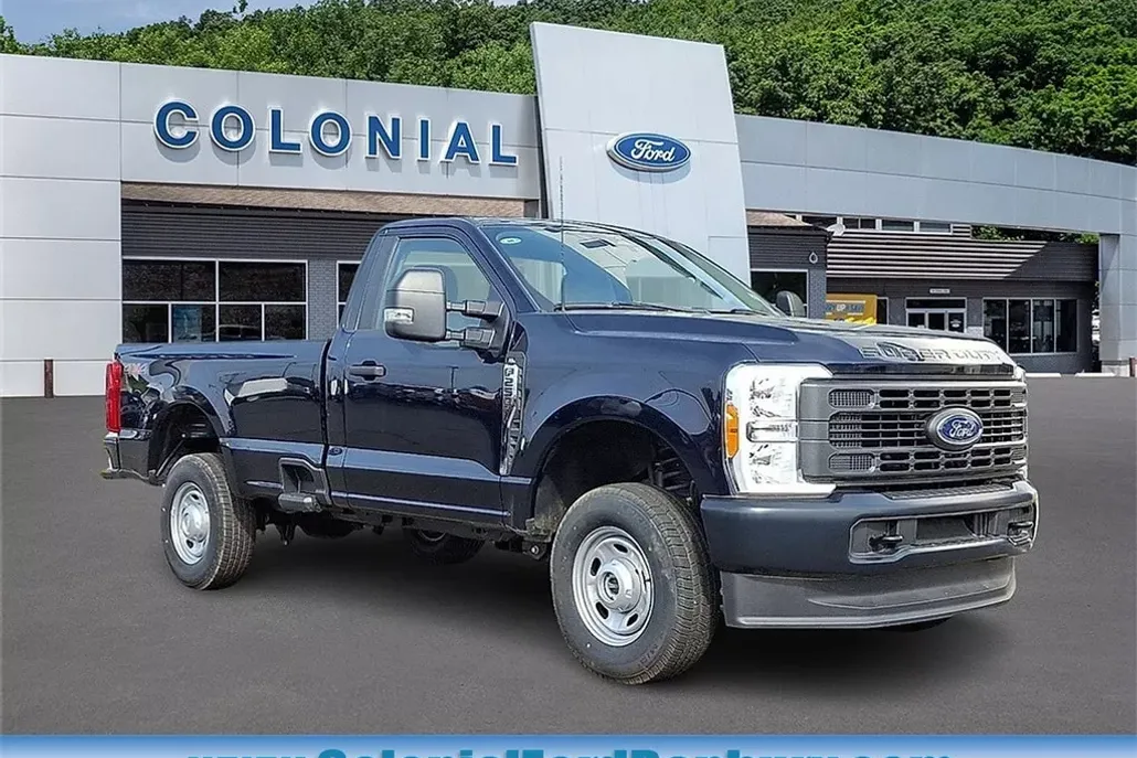 2023 Ford F-250 photo 1