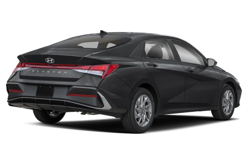 2024 Hyundai Elantra SEL photo 1