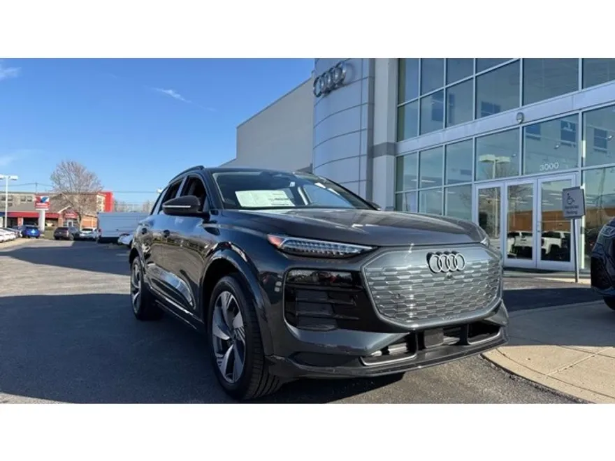 2025 Audi Q6 E-tron Premium Plus photo 1
