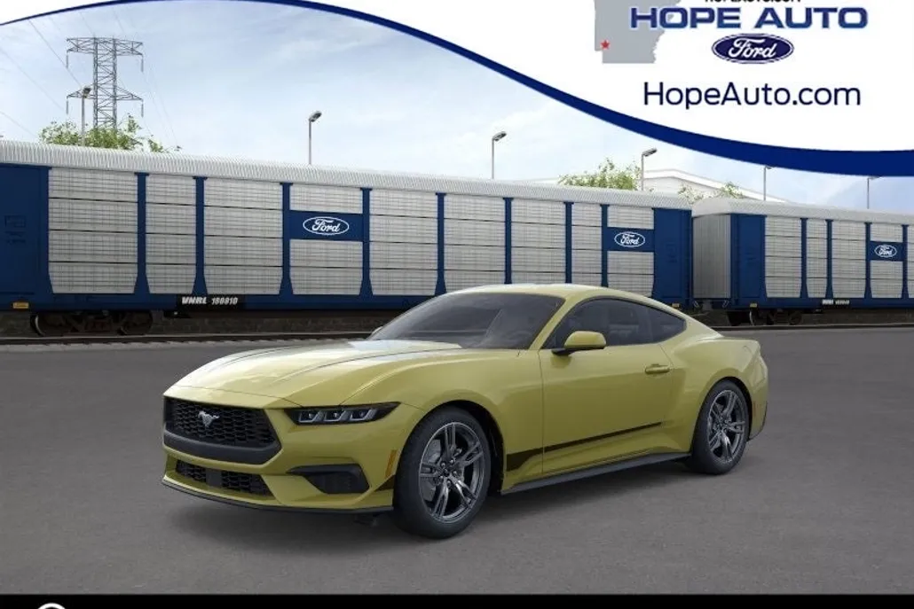 2025 Ford Mustang EcoBoost photo 1