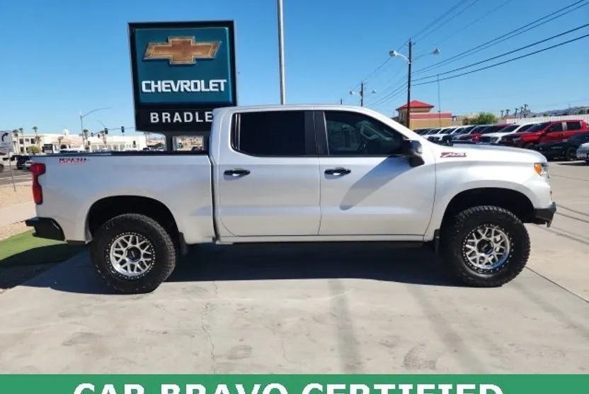 2022 Chevrolet Silverado 1500 LT Trail Boss photo 1