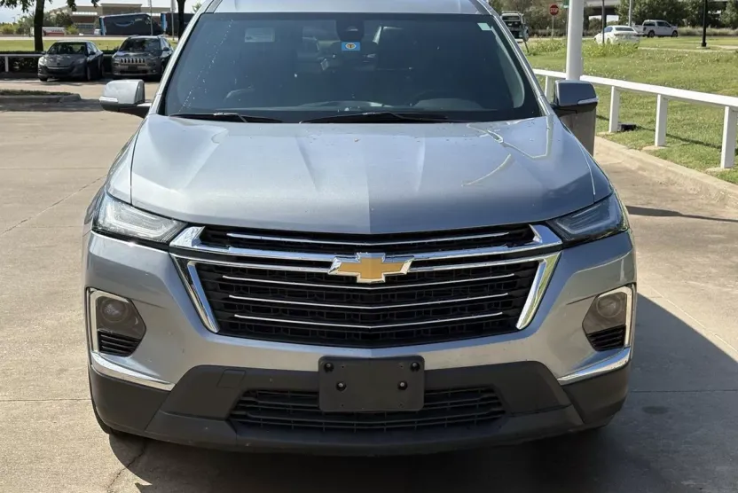 2023 Chevrolet Traverse Cloth photo 1