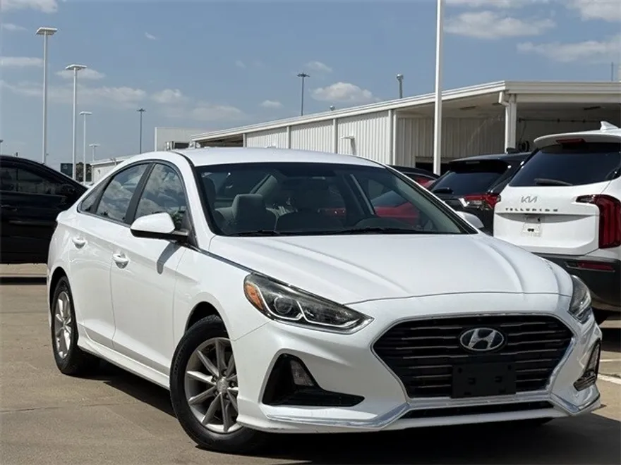 2018 Hyundai Sonata Eco photo 1