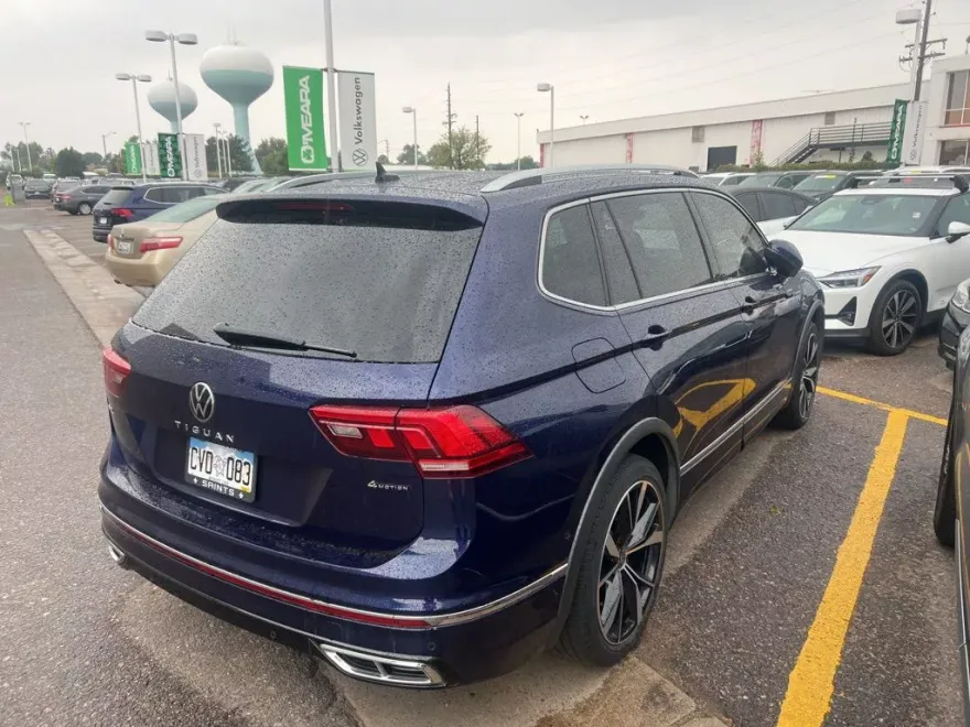 2022 Volkswagen Tiguan SEL Premium R-Line photo 1