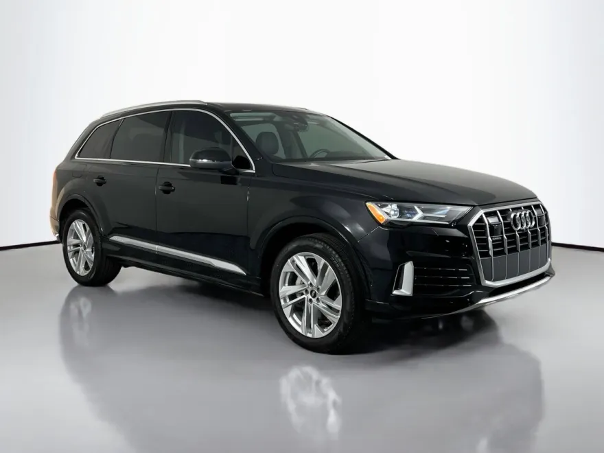 2022 Audi Q7 55 Premium Plus photo 1