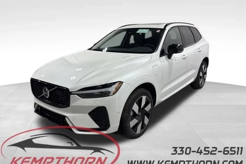 2025 Volvo XC60 Hybrid T8 Plus photo 1