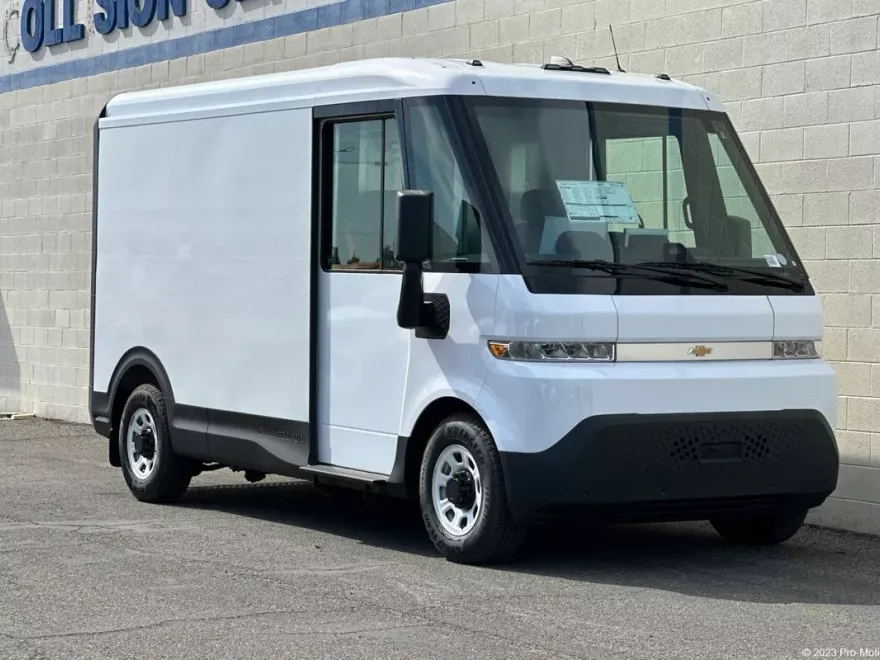 2025 Chevrolet BrightDrop 400 photo 1