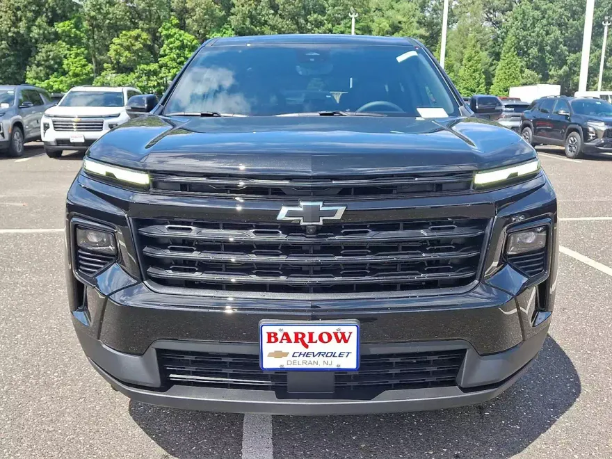 2026 Chevrolet Traverse photo 1