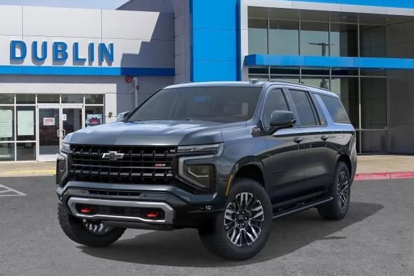 2026 Chevrolet Suburban Z71 photo 1