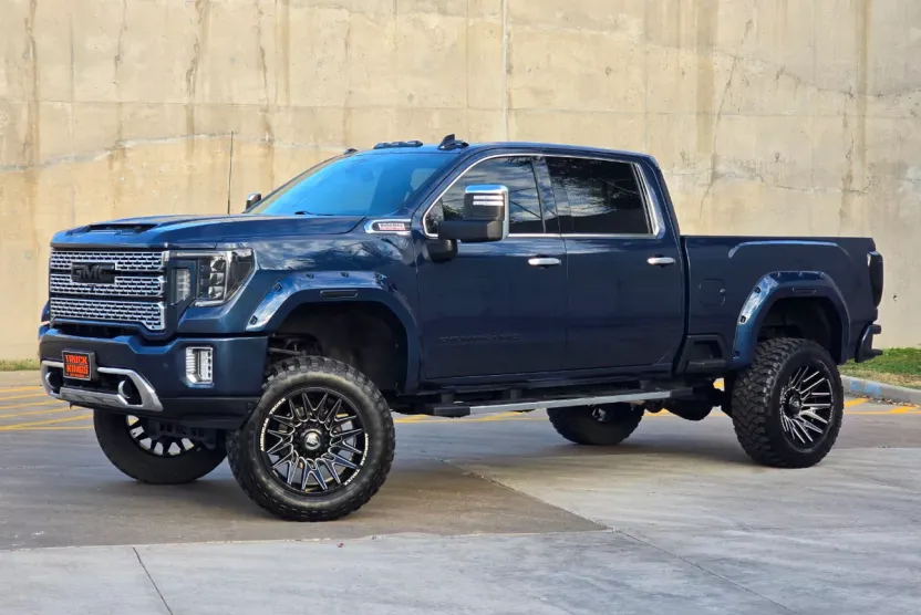2023 Gmc Sierra HD Denali photo 1