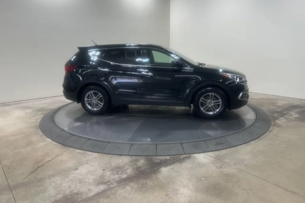 2018 Hyundai Santa Fe Sport Base photo 1