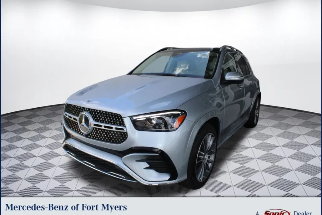 2025 Mercedes Benz GLE 350 4MATIC photo 1