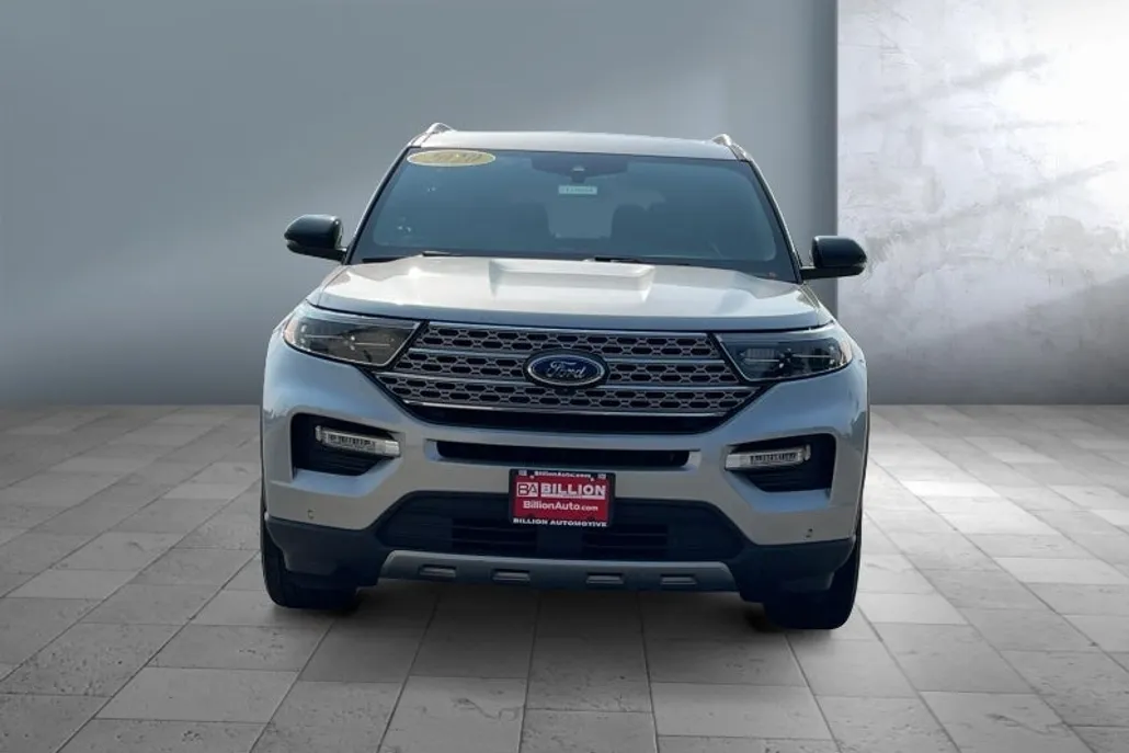 2020 Ford Explorer Limited photo 1