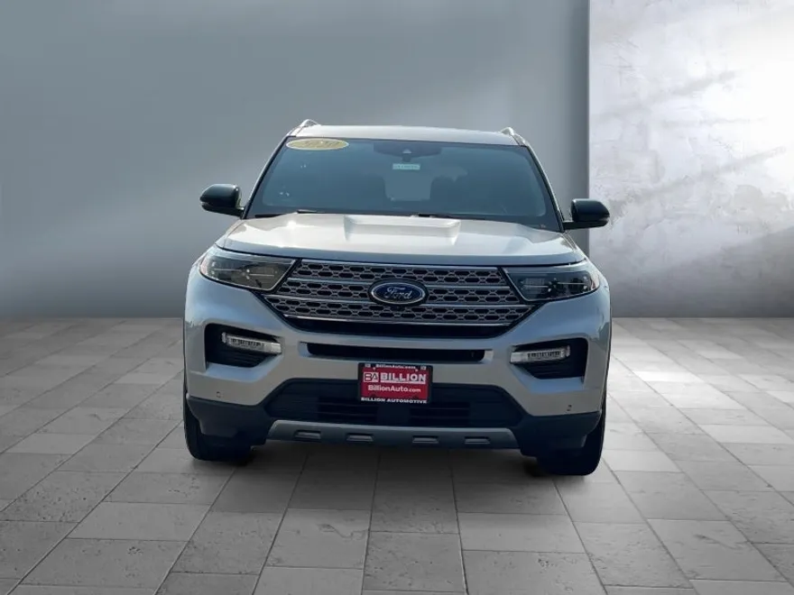 2020 Ford Explorer Limited photo 1