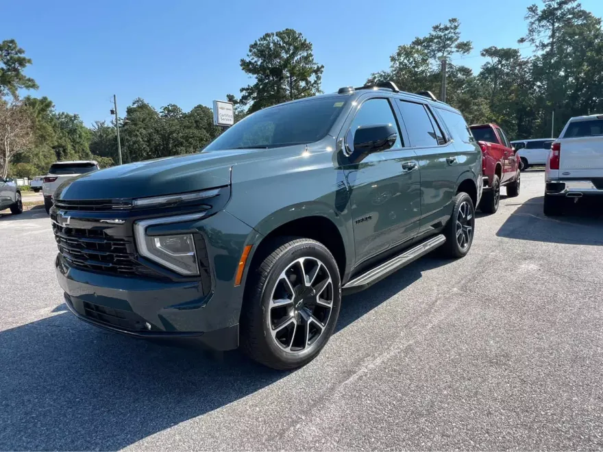 2025 Chevrolet Tahoe RST photo 1