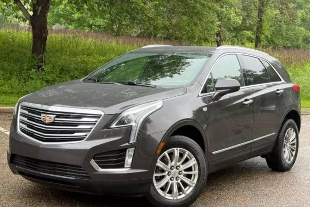 2018 Cadillac XT5 Sport photo 1