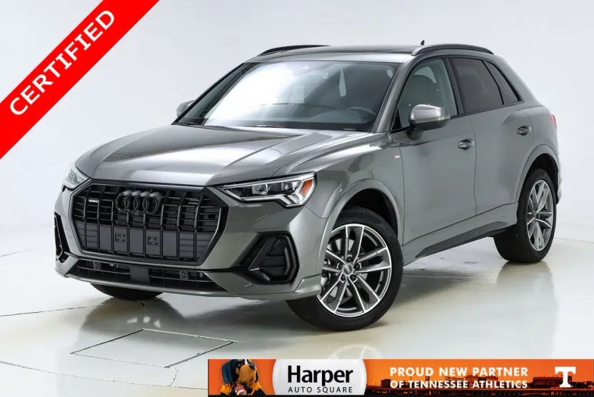 2024 Audi Q3 S line Premium Plus photo 1