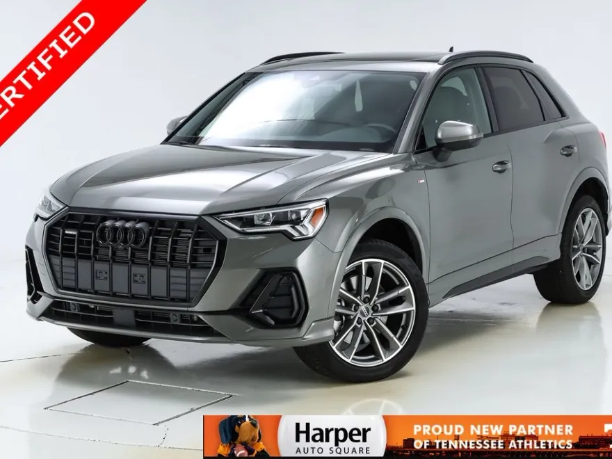2024 Audi Q3 S line Premium Plus photo 1